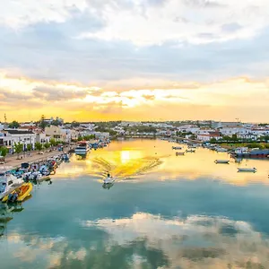 https://apartamento-flor-de-sal-tavira.hotelaalgarve.com
