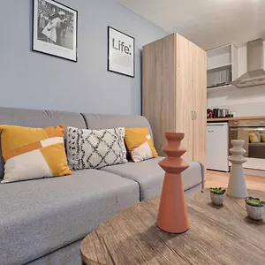 Apartamento Cv1g Charming Studio At République - 2p, París